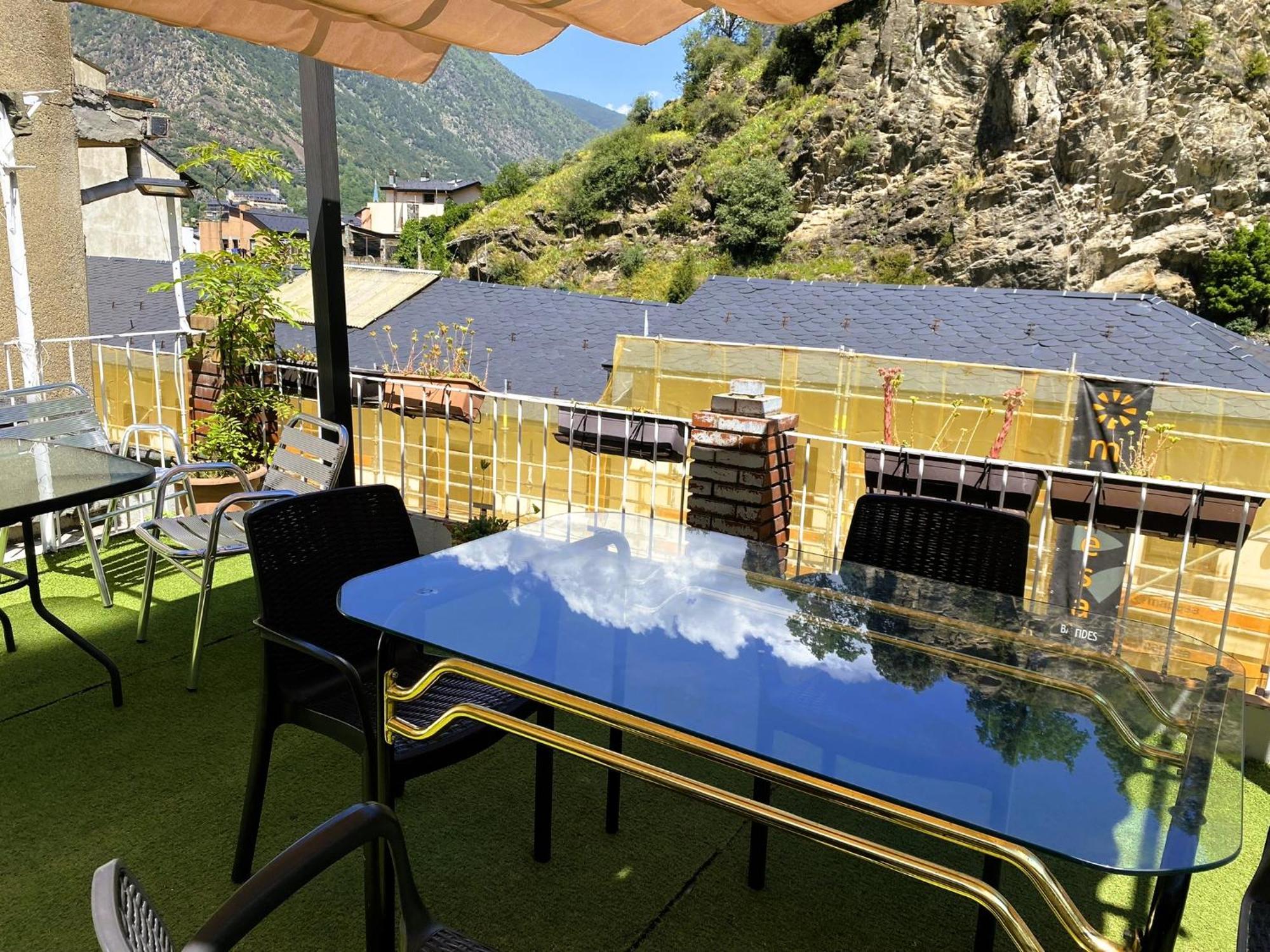 Alberg Els Andes Andorra la Vella Luaran gambar