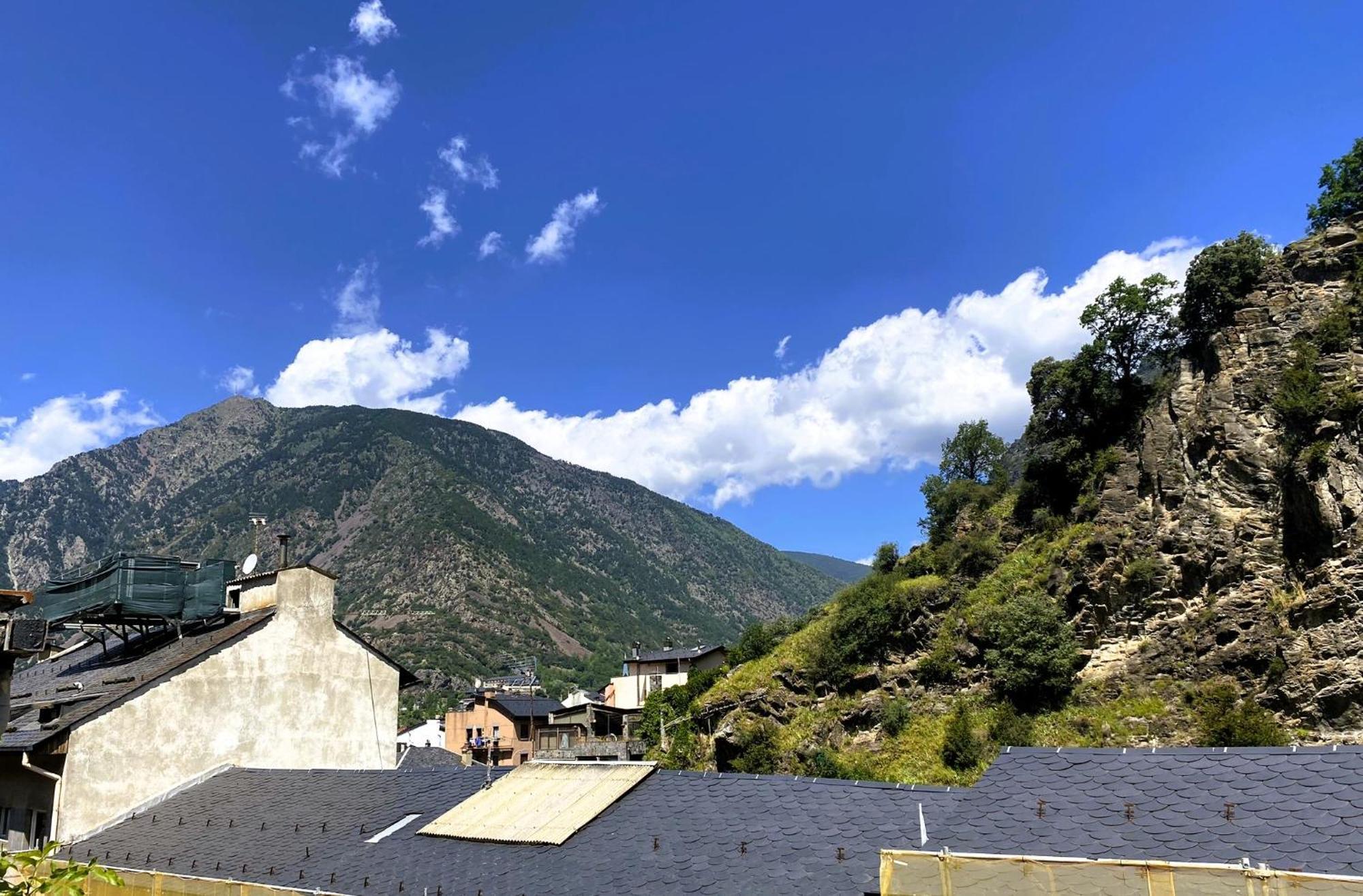 Alberg Els Andes Andorra la Vella Luaran gambar